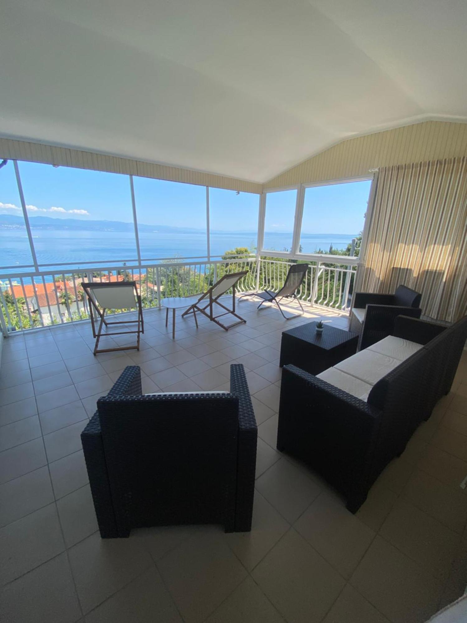 Villa Salyna Icici Luaran gambar
