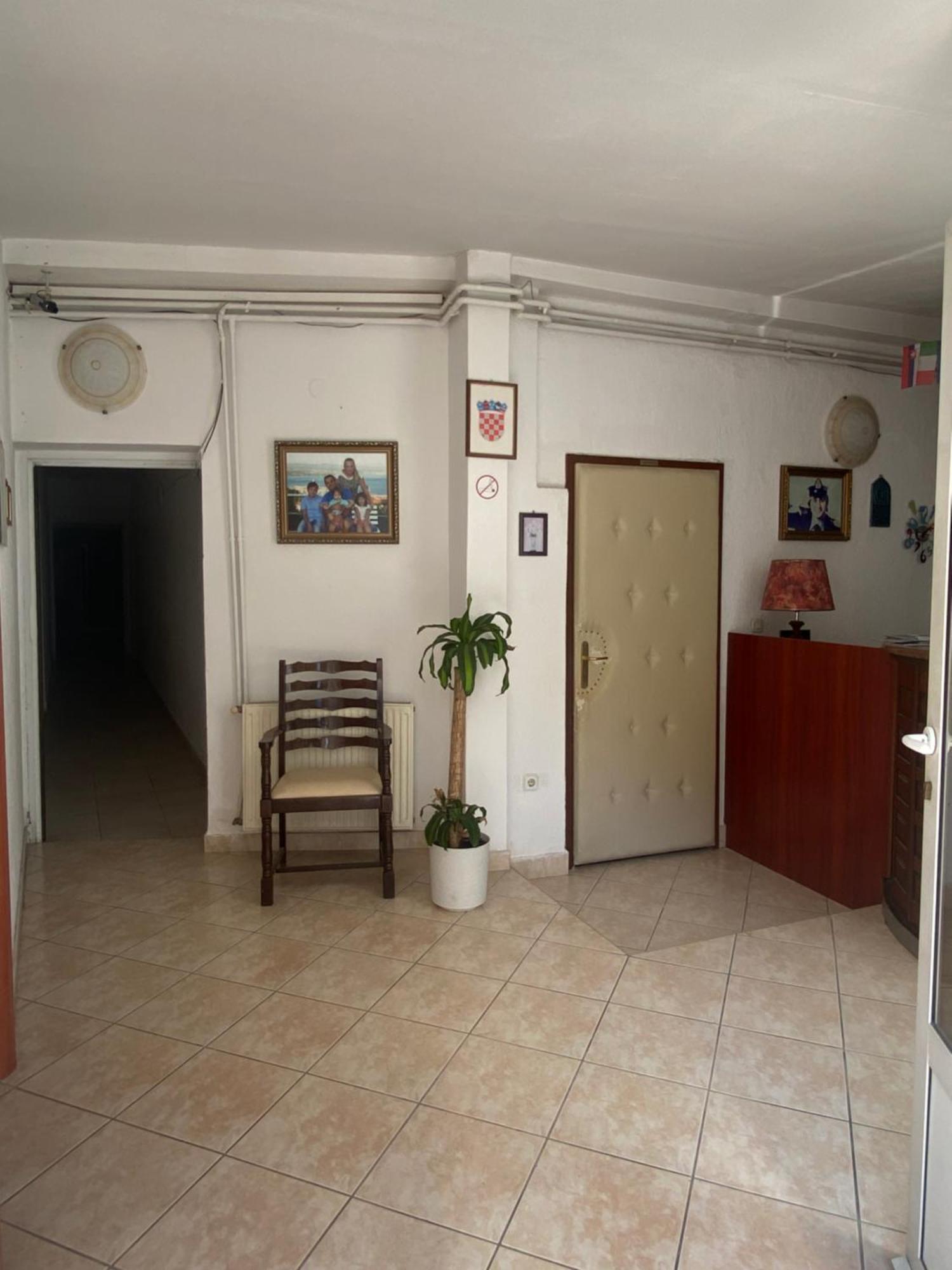 Villa Salyna Icici Luaran gambar