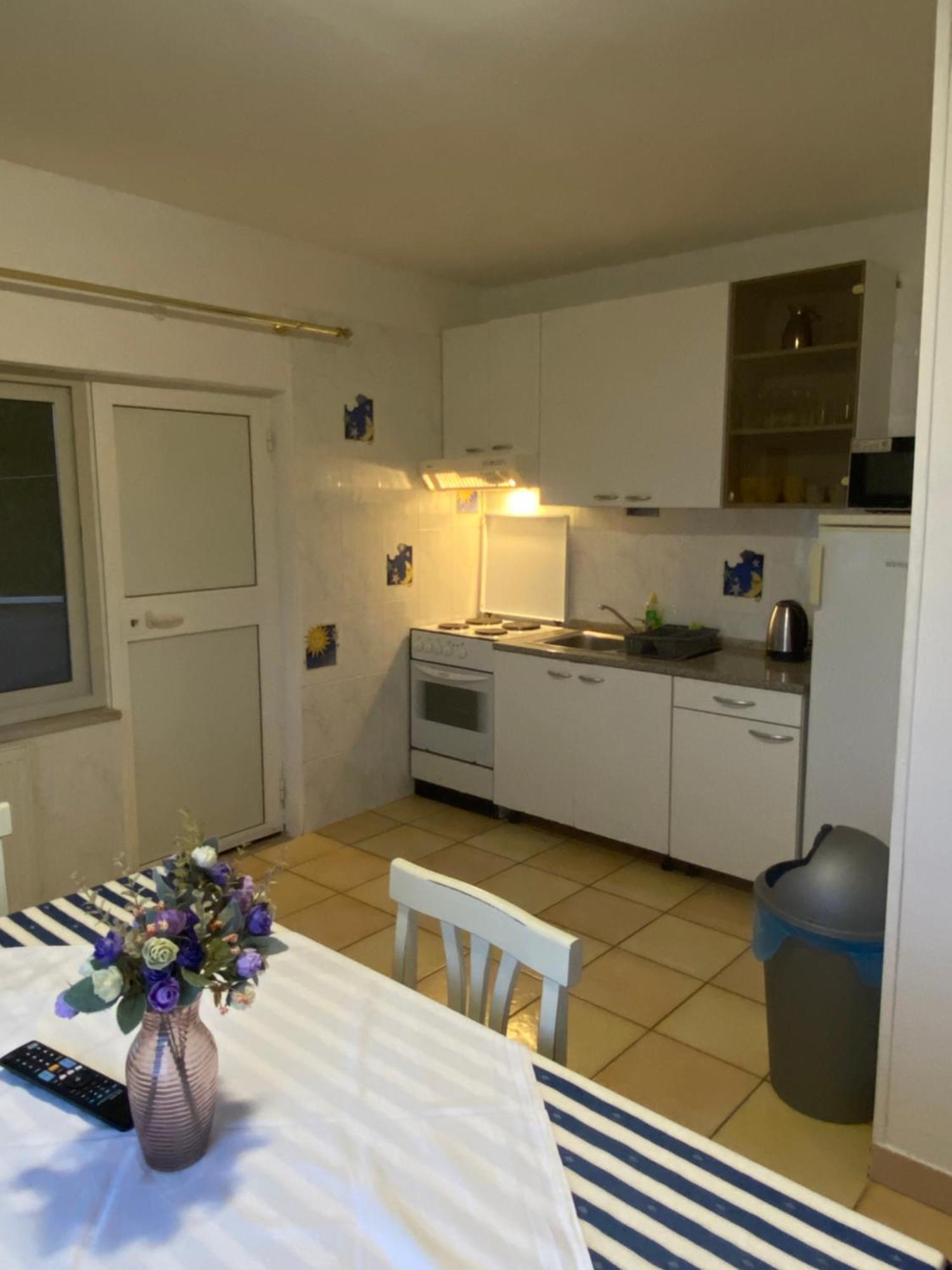 Villa Salyna Icici Luaran gambar